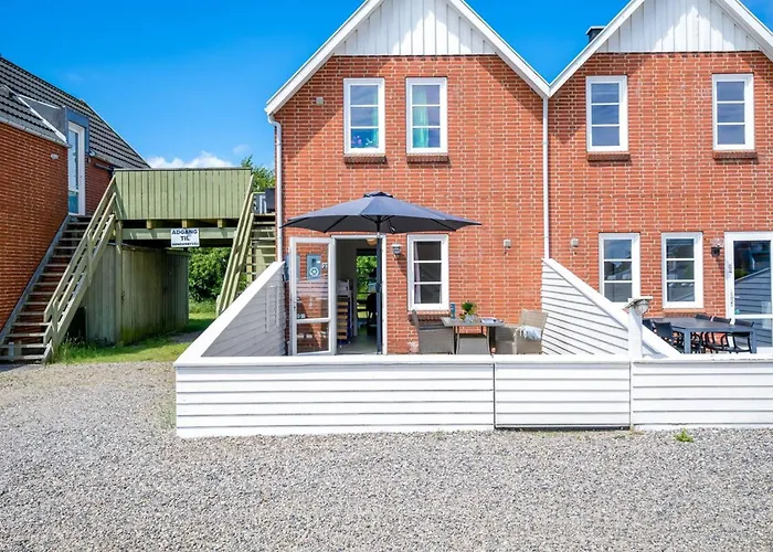 Hansia By Interhome *