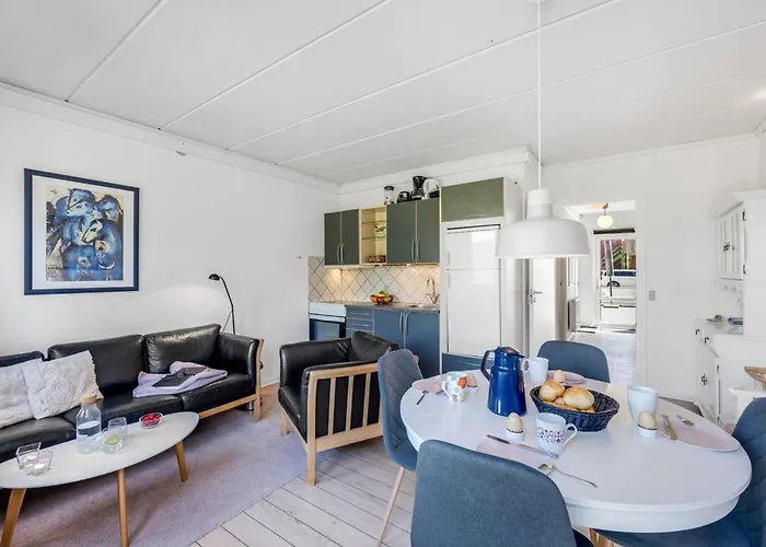 Hansia By Interhome